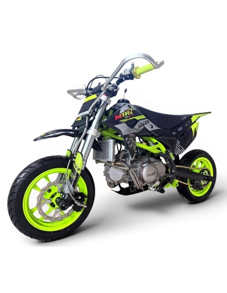 MTR racer r on road