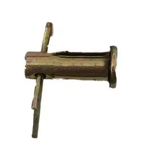 Conector bomba freno a pedal