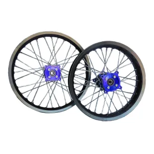 Llantas 17/14 de aluminio con buje CNC azul