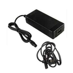 Charger skateboard litthium